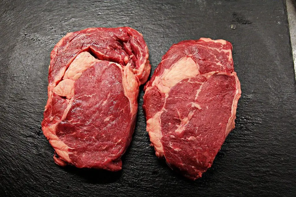 what is the red juice in steak?